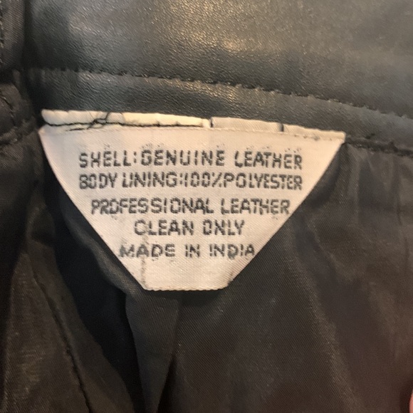 Vintage Leather Mini Skirt - Picture 5 of 7